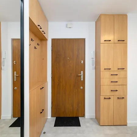 Modern In Center ורשה