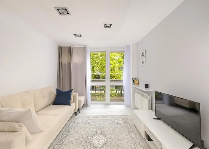 아파트 Modern In Center *